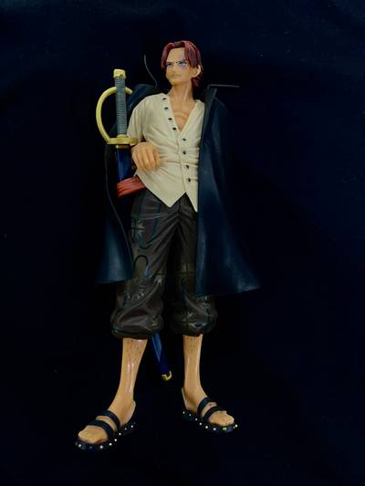 Figura Shanks “El Pelirrojo” One Piece