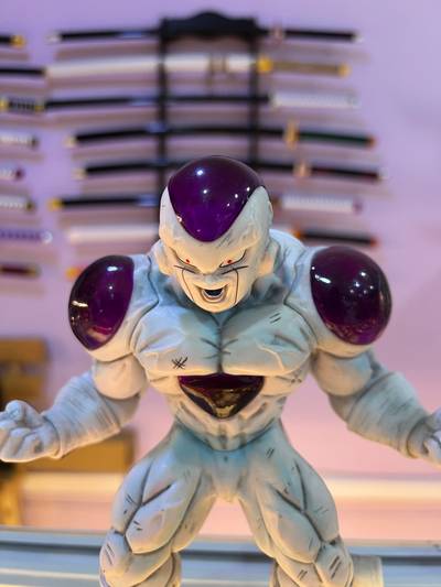 Figura Freezer Cuarta Forma Full Power - Dragon Ball Z