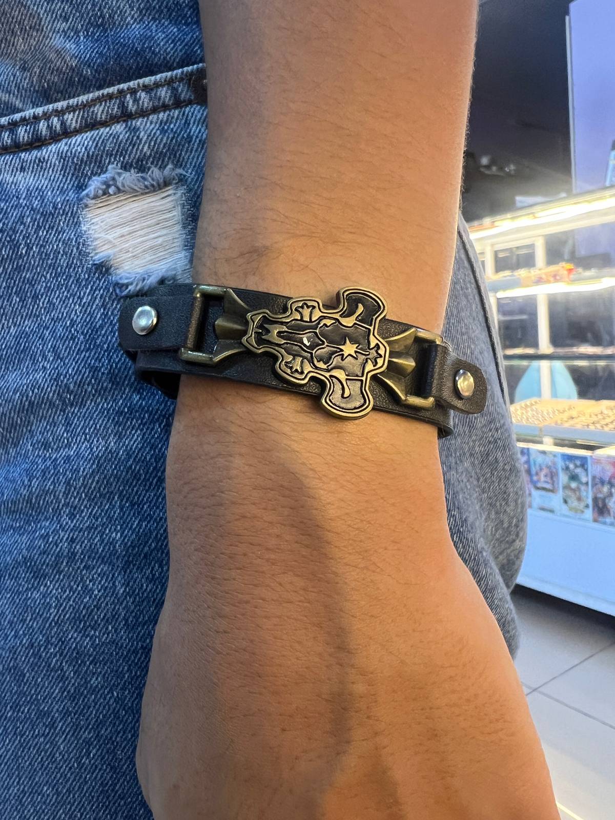 Manilla Black Clover - Toros Negros