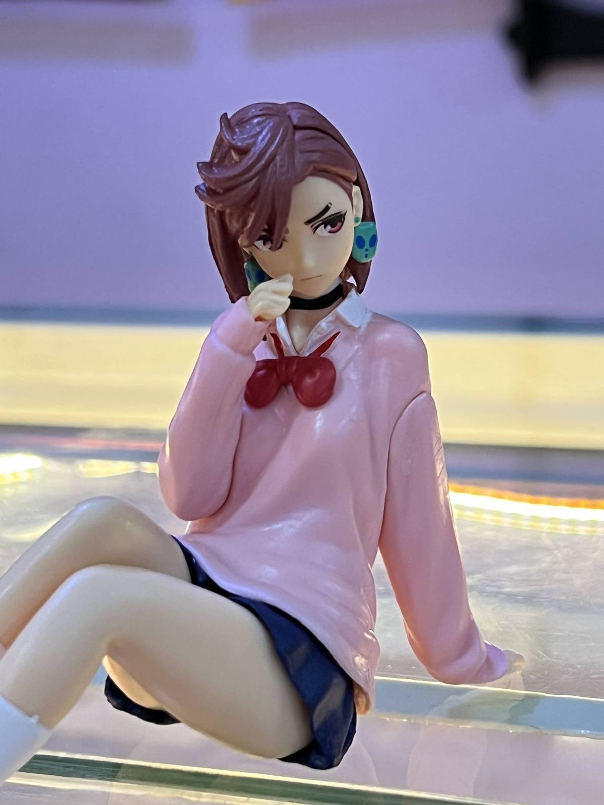 Figura Momo Sentada – Dandadan