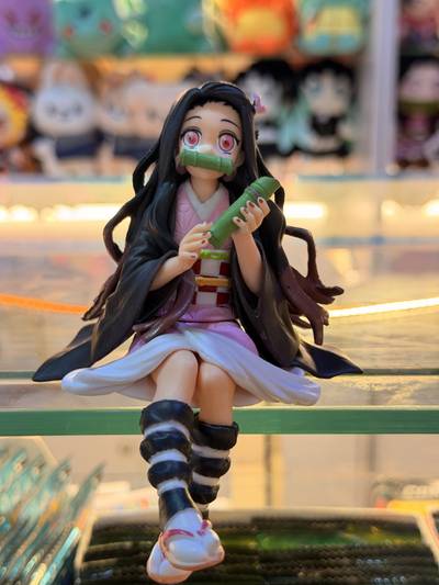 Figura Nezuko Kamado comiendo– Kimetsu No Yaiba