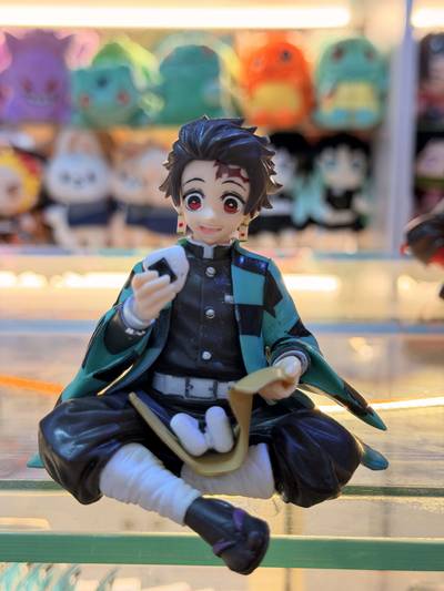 Figura Tanjiro Kamado comiendo – Kimetsu No Yaiba