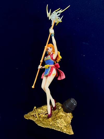 Figura Nami Pirata - One Piece