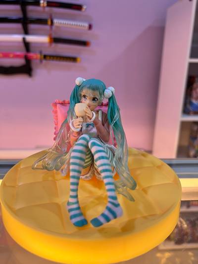 Figura Hatsune Miku- Acostada