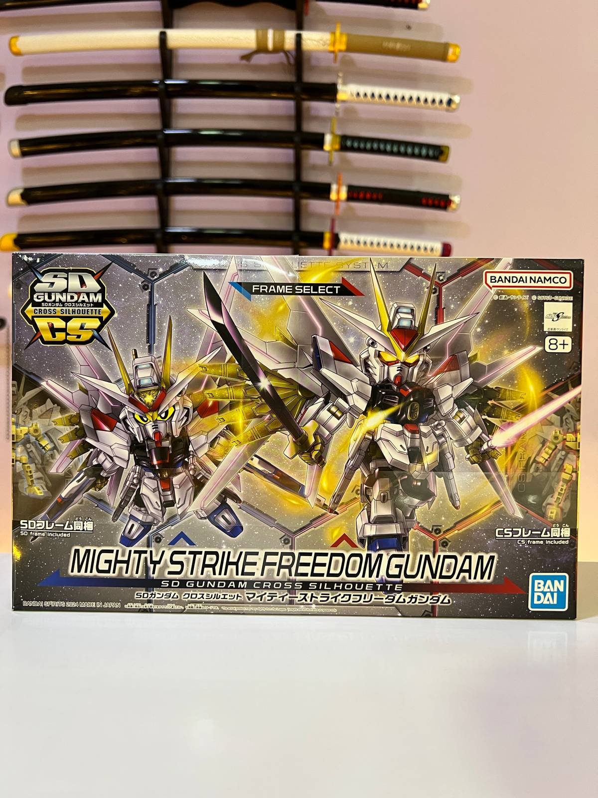 Model Kit SD Gundam Mighty Strike Freedom Gundam – Original Bandai