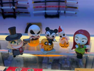 Set de figuras Jack Skellington, Sally y amigos – La noche de Halloween