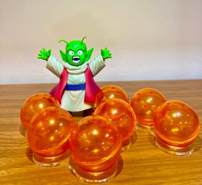 Figura Coleccionable Dende con Esferas del Dragón – Dragon Ball Z