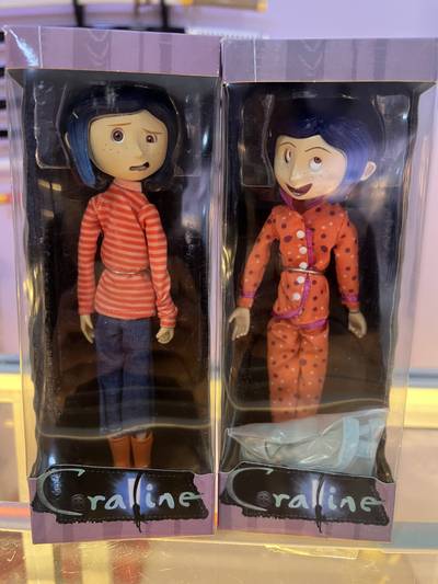 Figura Coraline – Striped Shirt