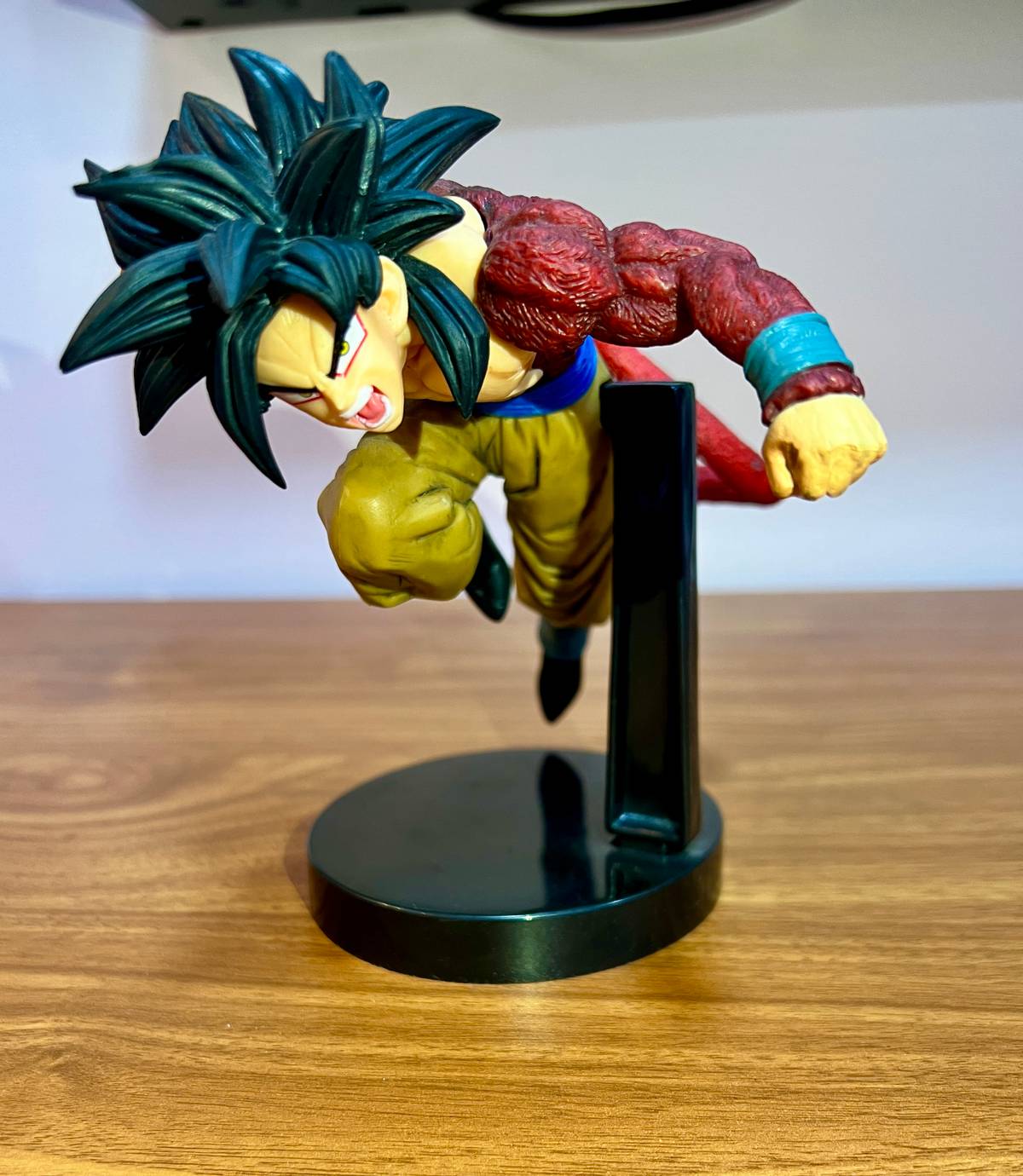 Figura Dragon Ball - Goku Ssj 4