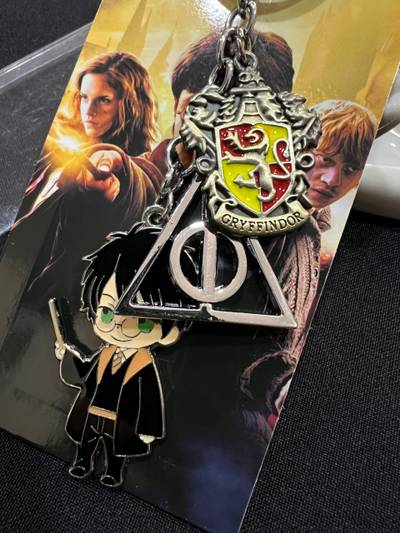 Llavero Harry Potter- Reliquias de la Muerte - Escudo Gryffindor