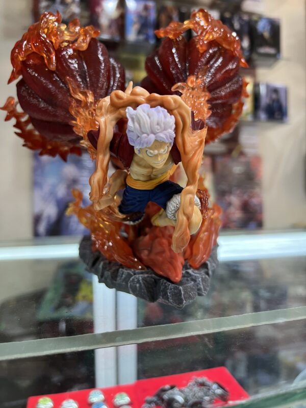 figura luffy gear 5 one piece