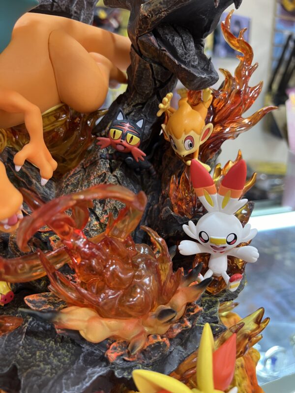 figura de pokemon de fuego anime