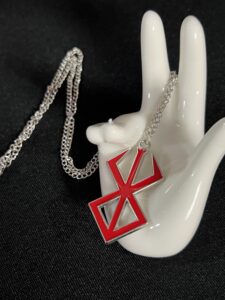 collar de logo berserk