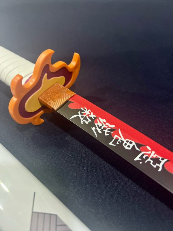 Katana Rengoku Cosplay-Kimetsu No Yaiba - Image 2
